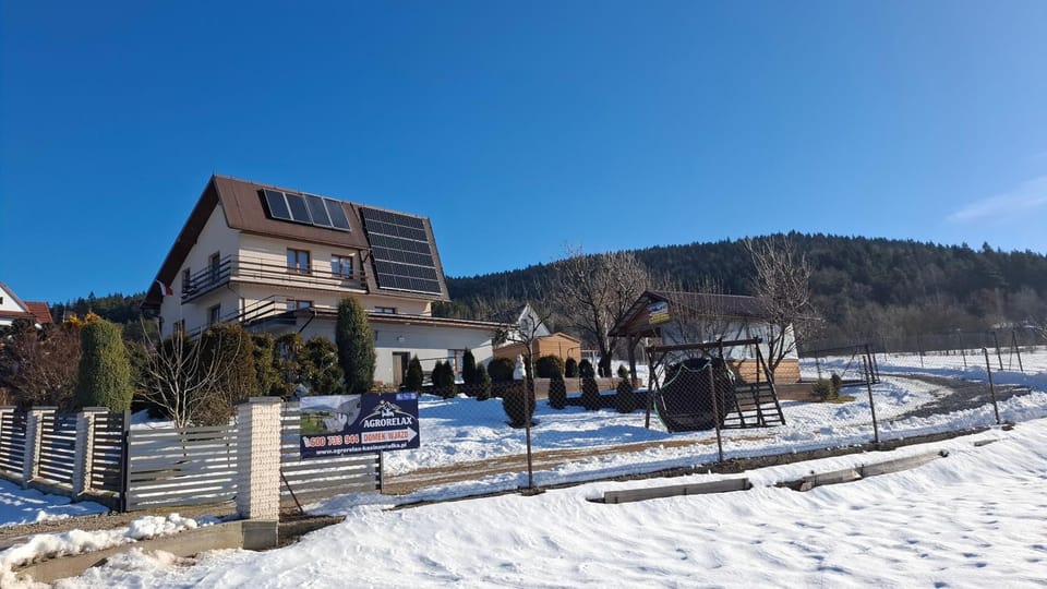 Property building, Natural landscape, Winter