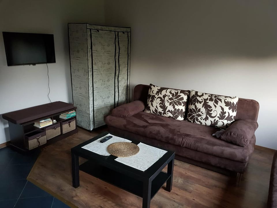 TV and multimedia, Seating area