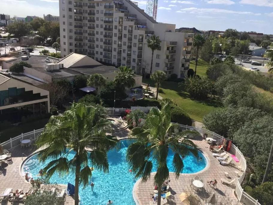 Enclave Apartments at International Drive Apartment in Orlando