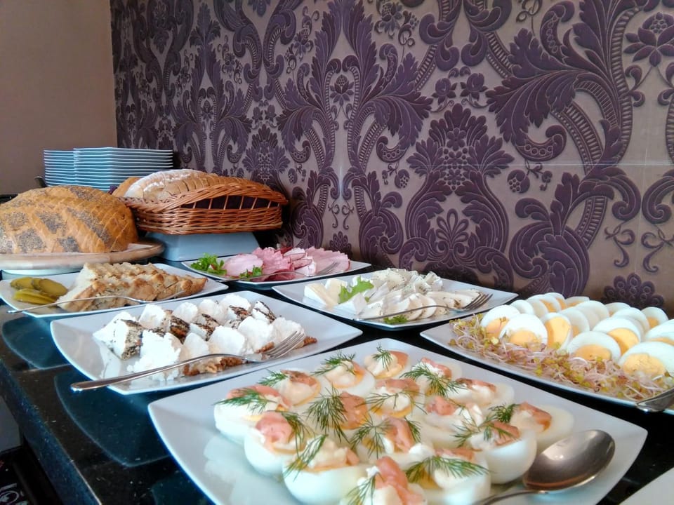 Buffet breakfast