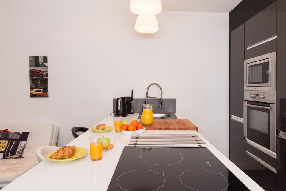 Kitchen or kitchenette