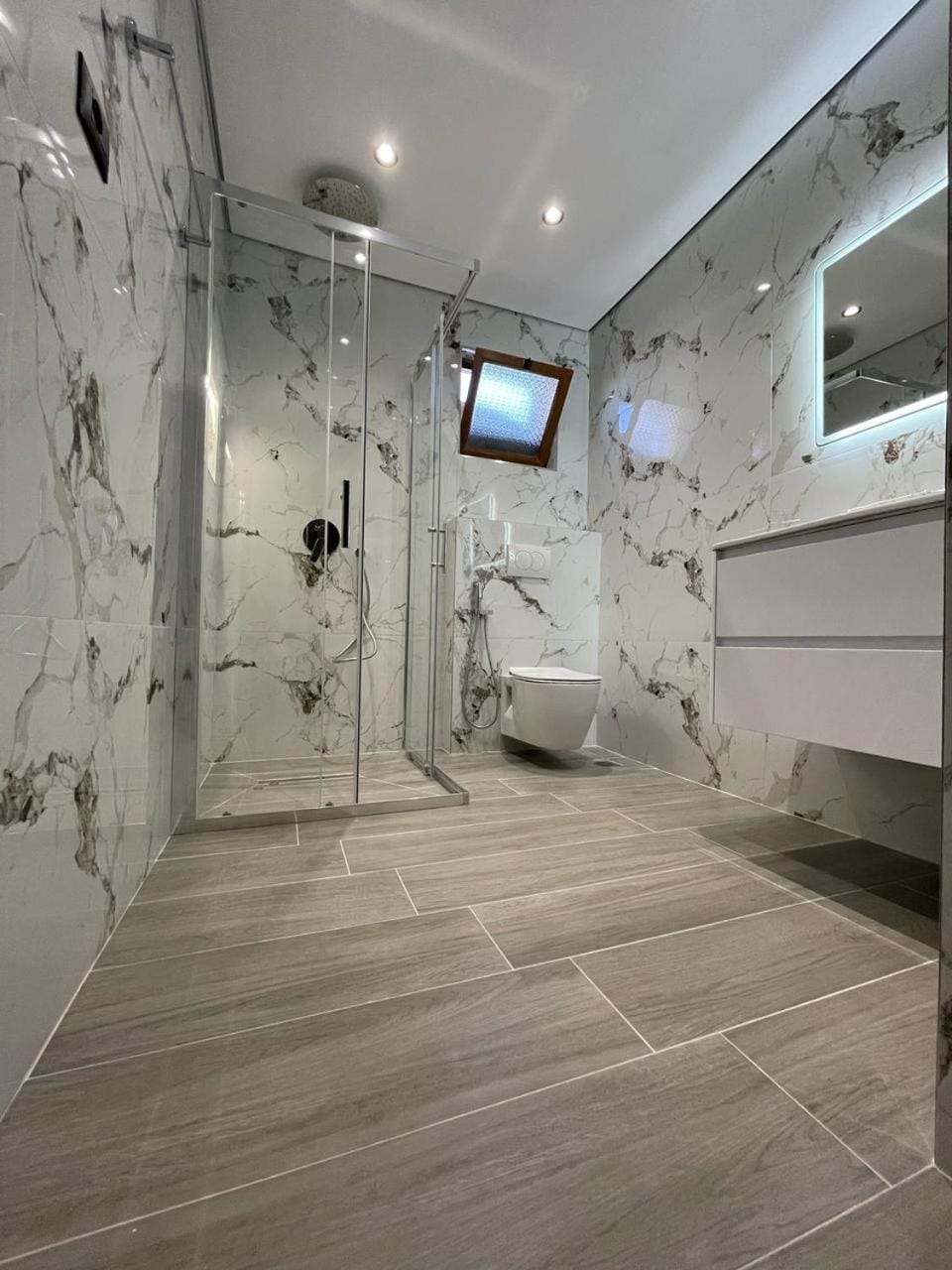 Jurgen Apartment in Ksamil