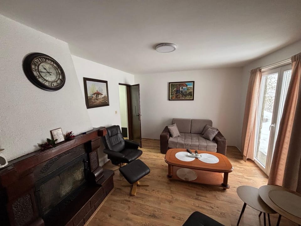 Planinska kuca Steki Bukulja House in Serbia