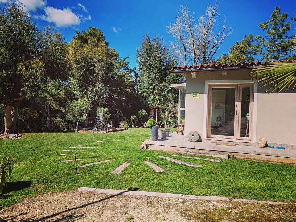 Property building, Garden, Garden view