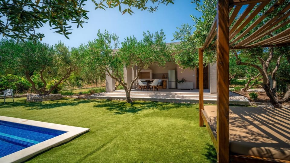 Luki Home House in Dubrovnik-Neretva County