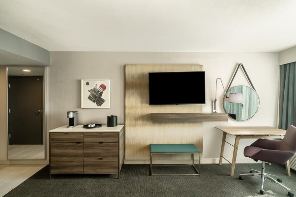 TV and multimedia, Guests