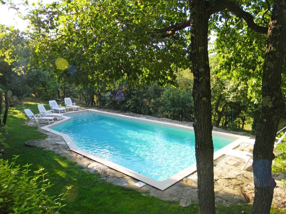 Swimming pool, Swimming pool