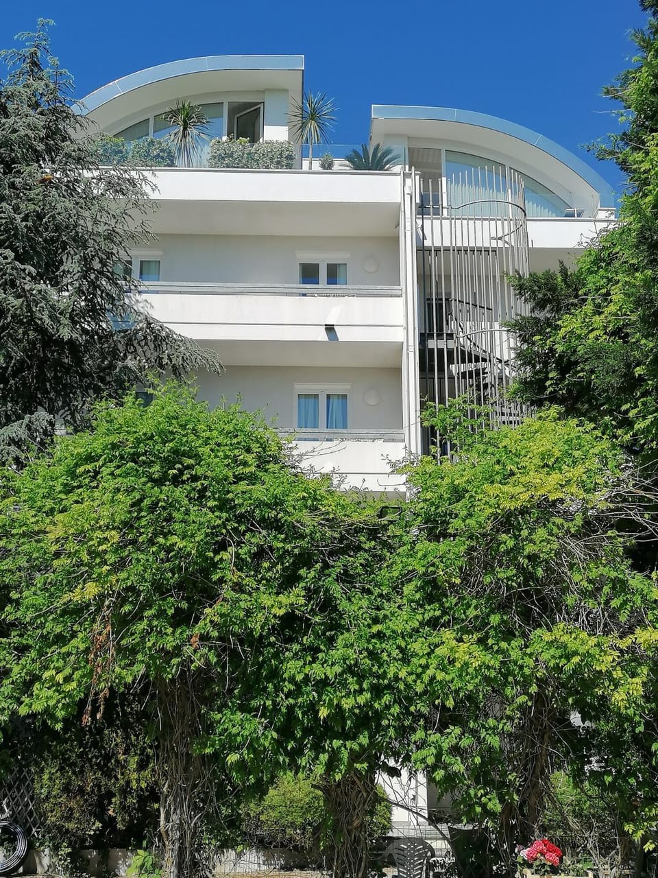 Property building, Garden