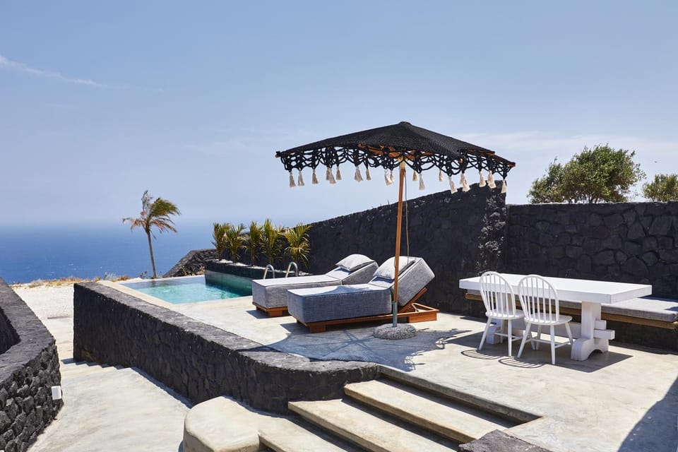 Theano Cave Suites & Villas Hotel in Santorini
