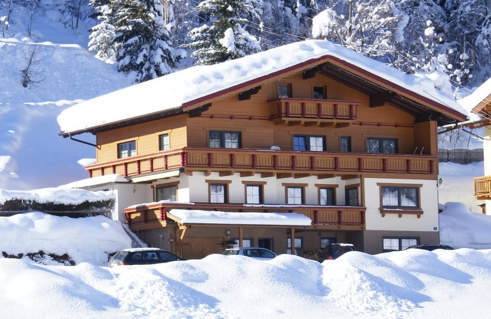 Property building, Winter, Mountain view