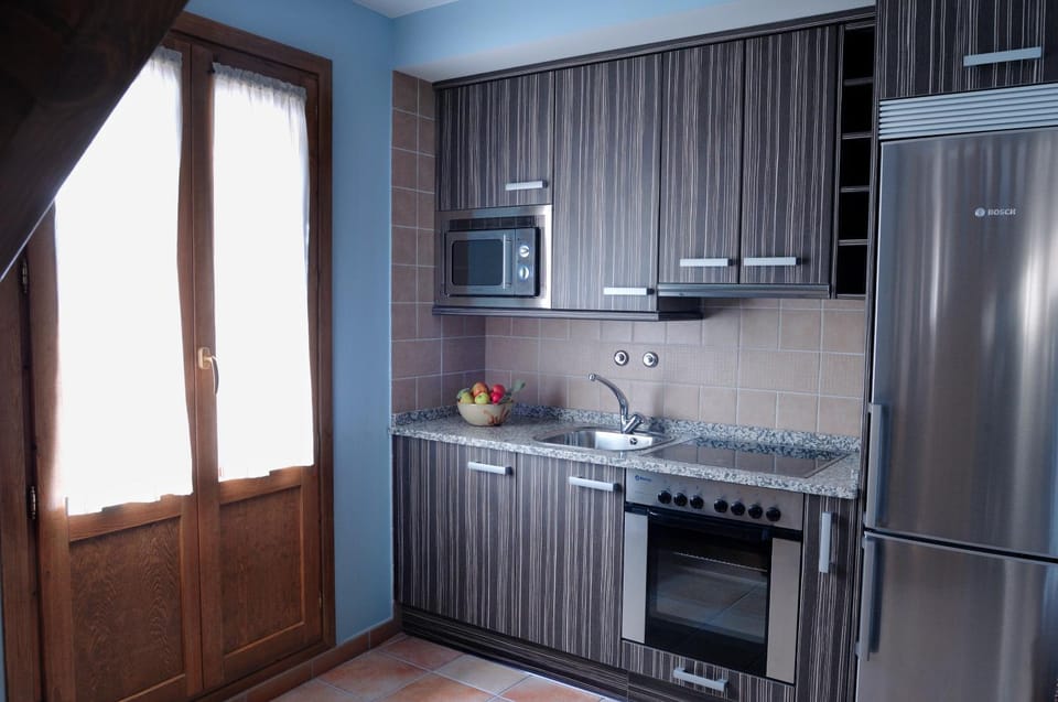 Kitchen or kitchenette, Other, Other, Decorative detail, Decorative detail