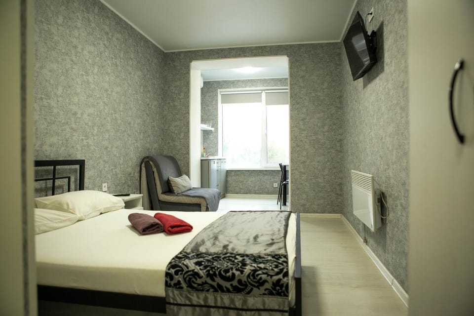 Bed, TV and multimedia, Photo of the whole room, Bedroom, internet, towels