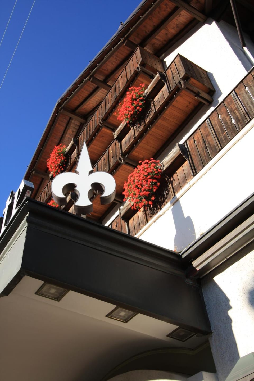 Facade/entrance, Facade/entrance, Day, Summer