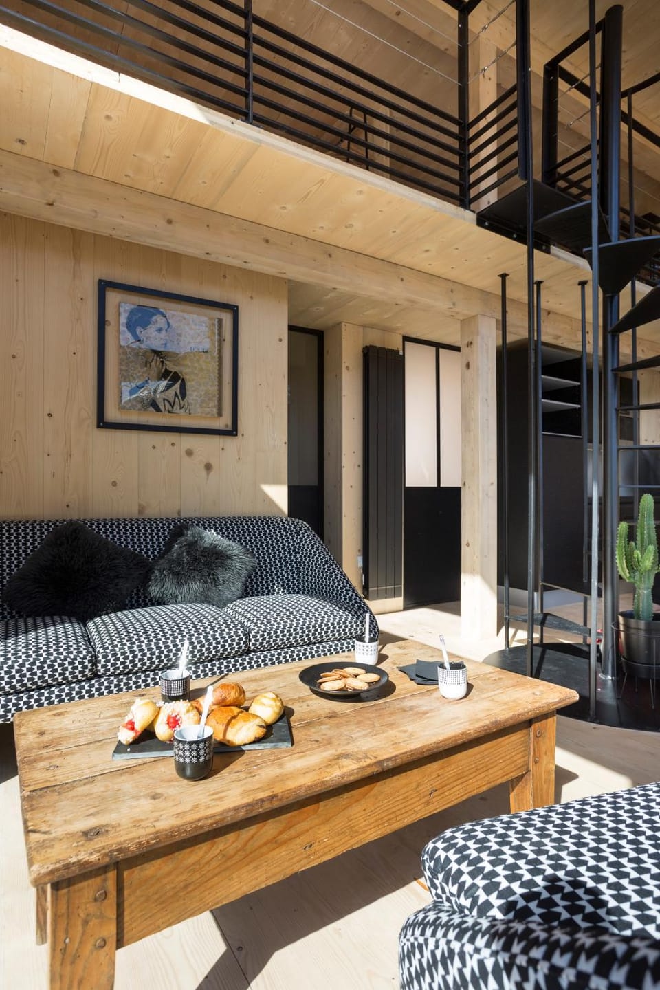 Les Lodges, by Refuges en ville Bed and Breakfast in La Plagne-Tarentaise