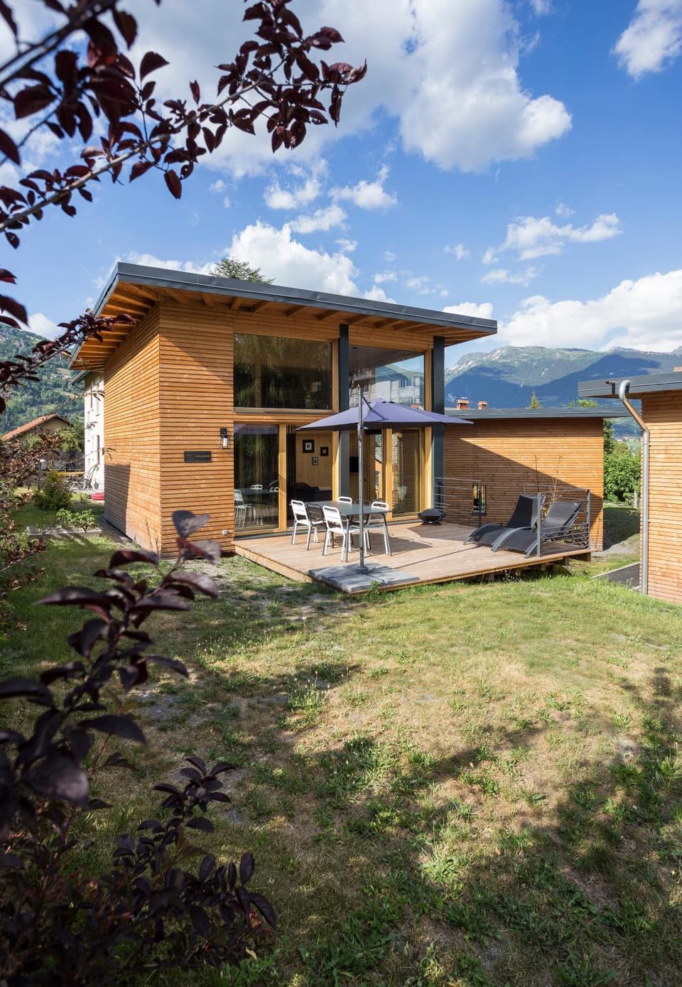 Les Lodges, by Refuges en ville Bed and Breakfast in La Plagne-Tarentaise