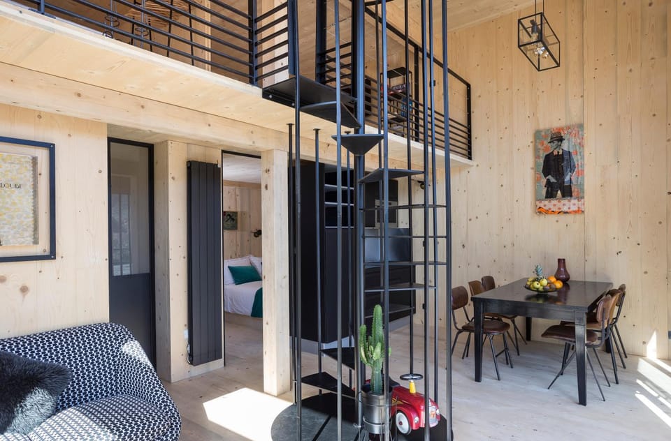 Les Lodges, by Refuges en ville Bed and Breakfast in La Plagne-Tarentaise