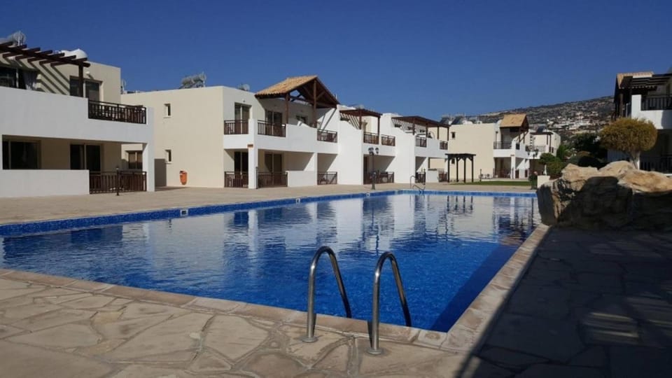 Property building, Day, Natural landscape, Pool view, Swimming pool, sunbed