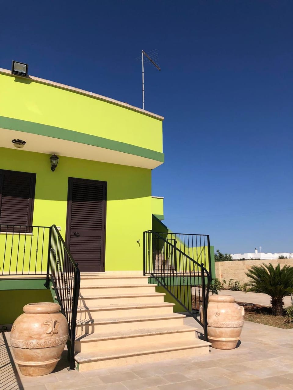 Property building, Day