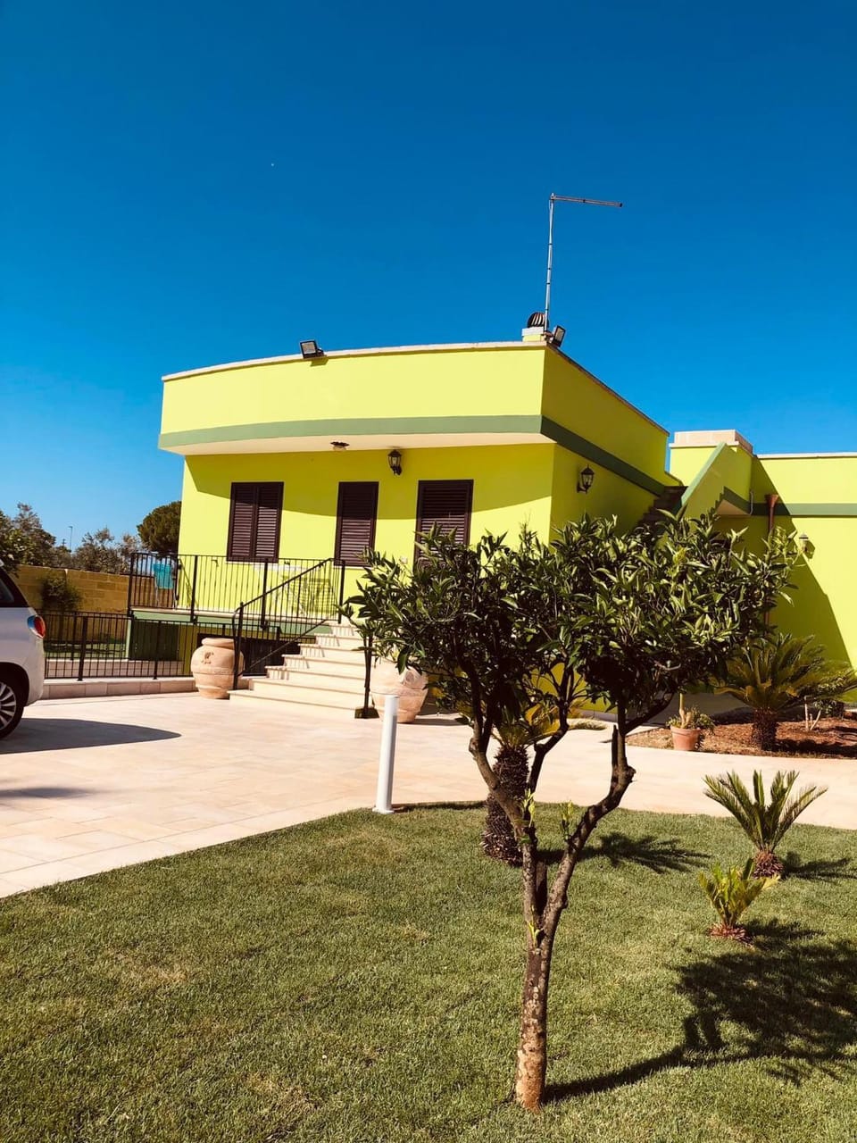Property building, Garden, Garden view