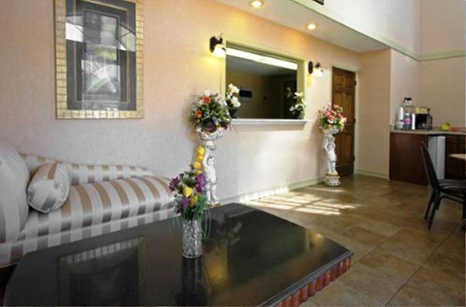 Americas Best Value Inn Anderson SC Motel in Lake Hartwell
