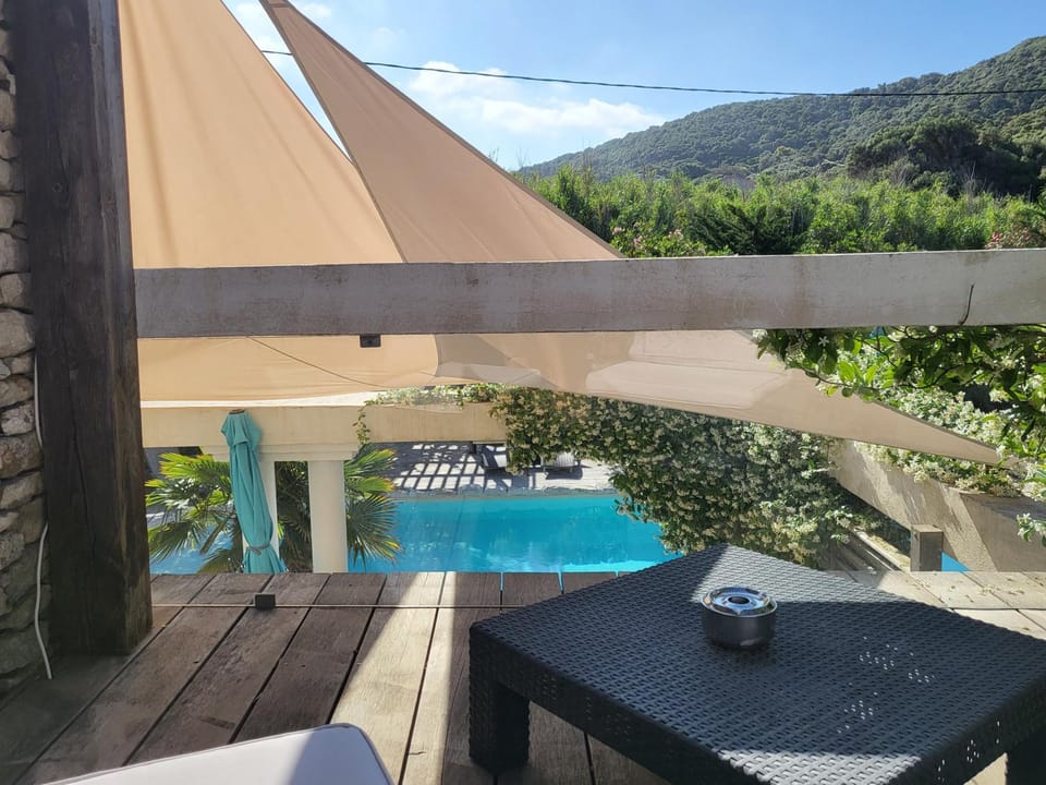 Patio, Day, View (from property/room), Balcony/Terrace, Pool view, Swimming pool, sunbed