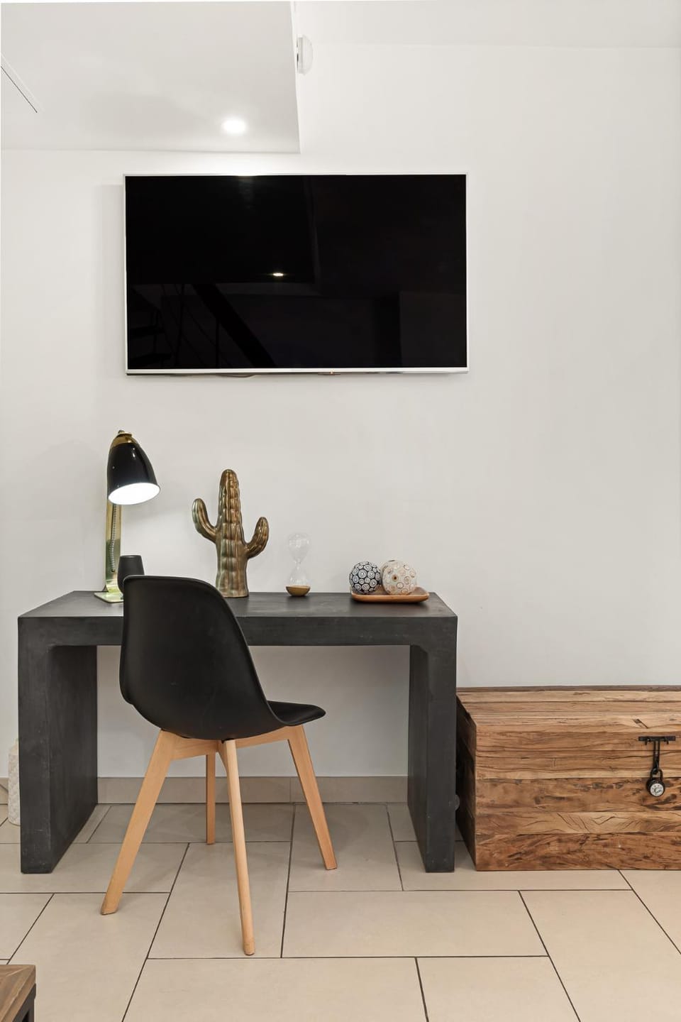 10 Rue de la Rampe Apartment in Cannes