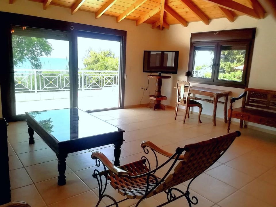 Filokalia Seaside Apartment in Halkidiki