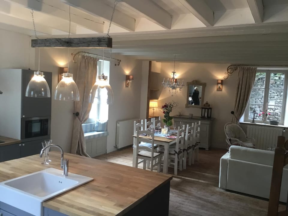 Other, Photo of the whole room