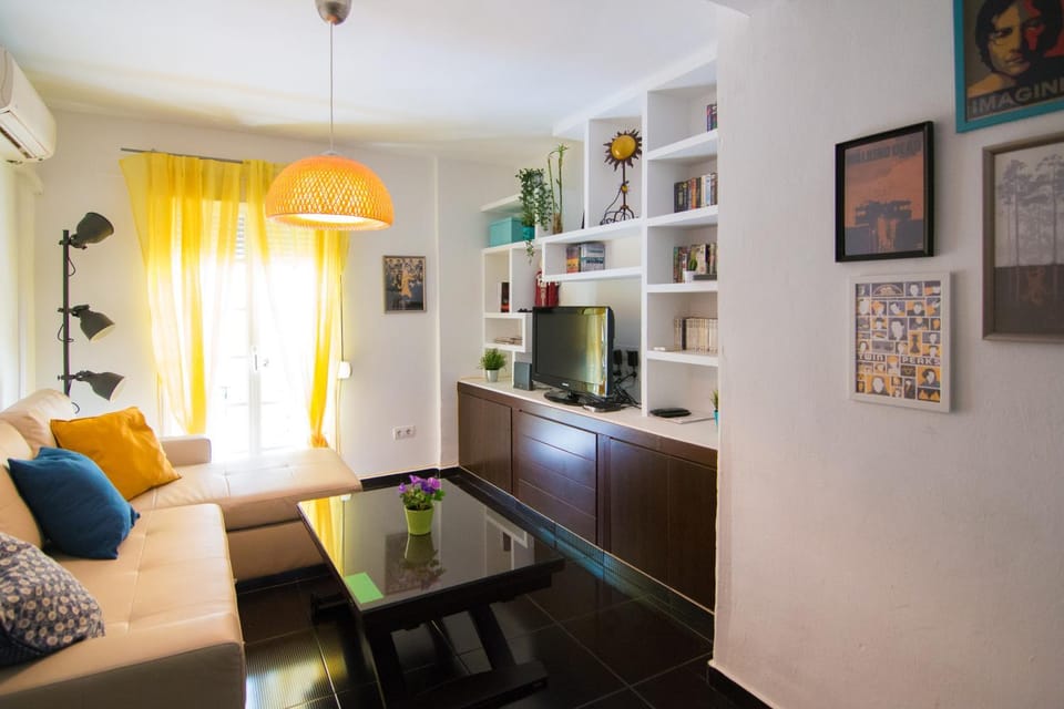 Utopia Home Alameda Apartment in Seville