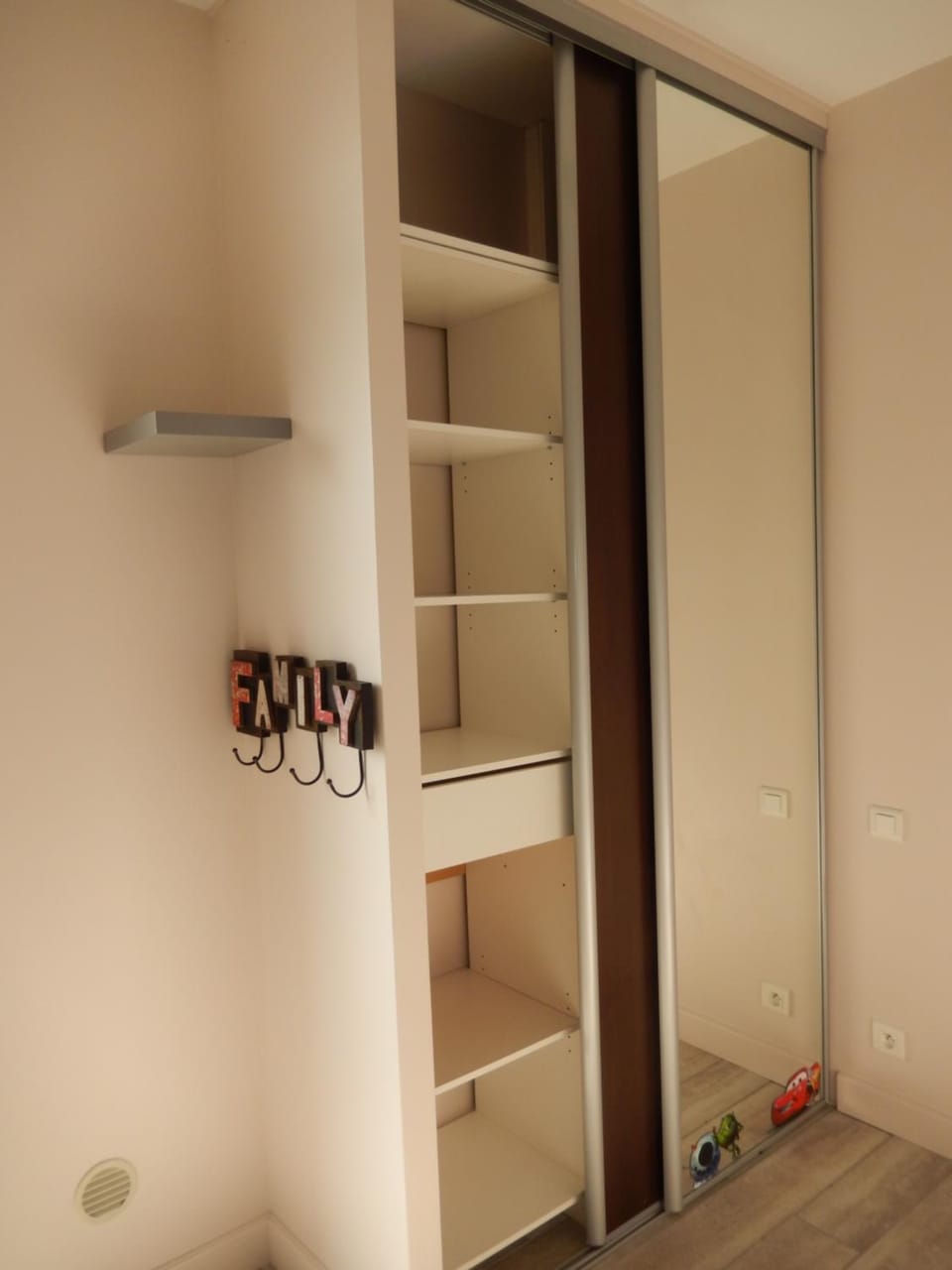 wardrobe