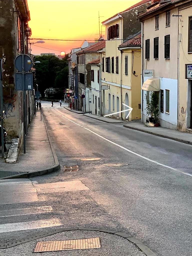 Street view, Location
