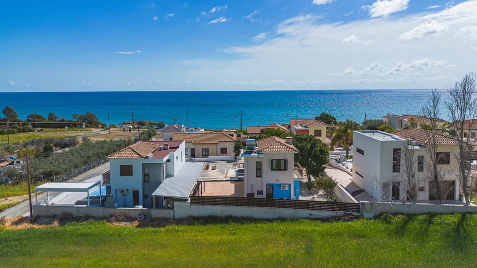 Bird's eye view, Sea view