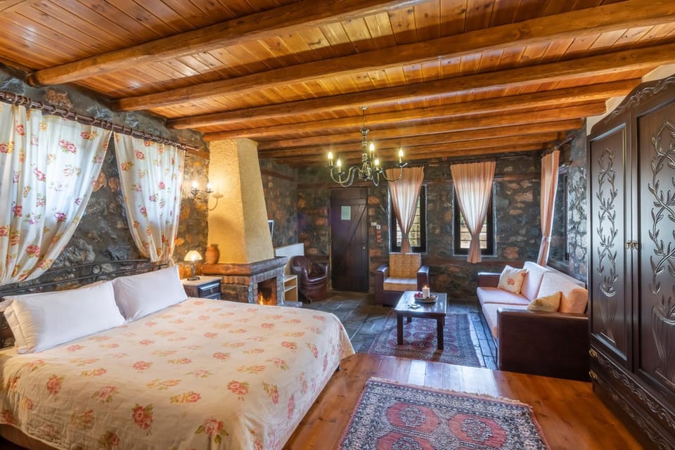 ROUGA Mountain Boutique Suites & Spa Chalet in Decentralized Administration of Macedonia and Thrace
