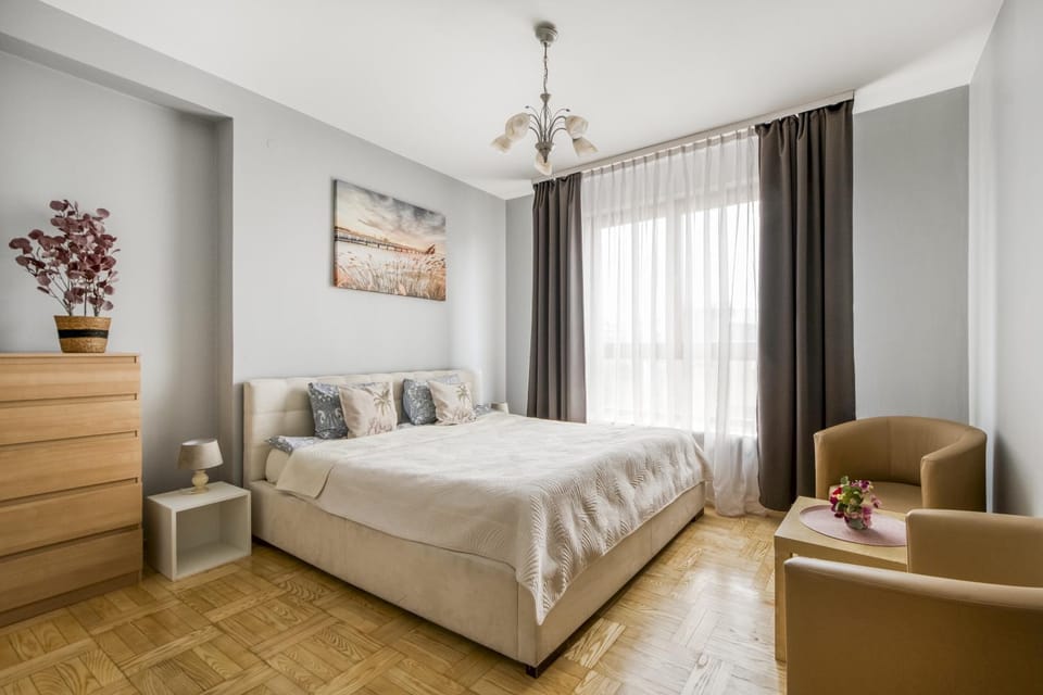 Gama Great Location & Famili Apartment 120m 2-12 people Apartment in Warsaw