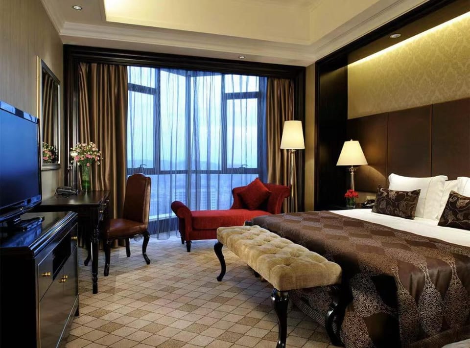 The COLI Hotel Shenzhen Hotel in Shenzhen