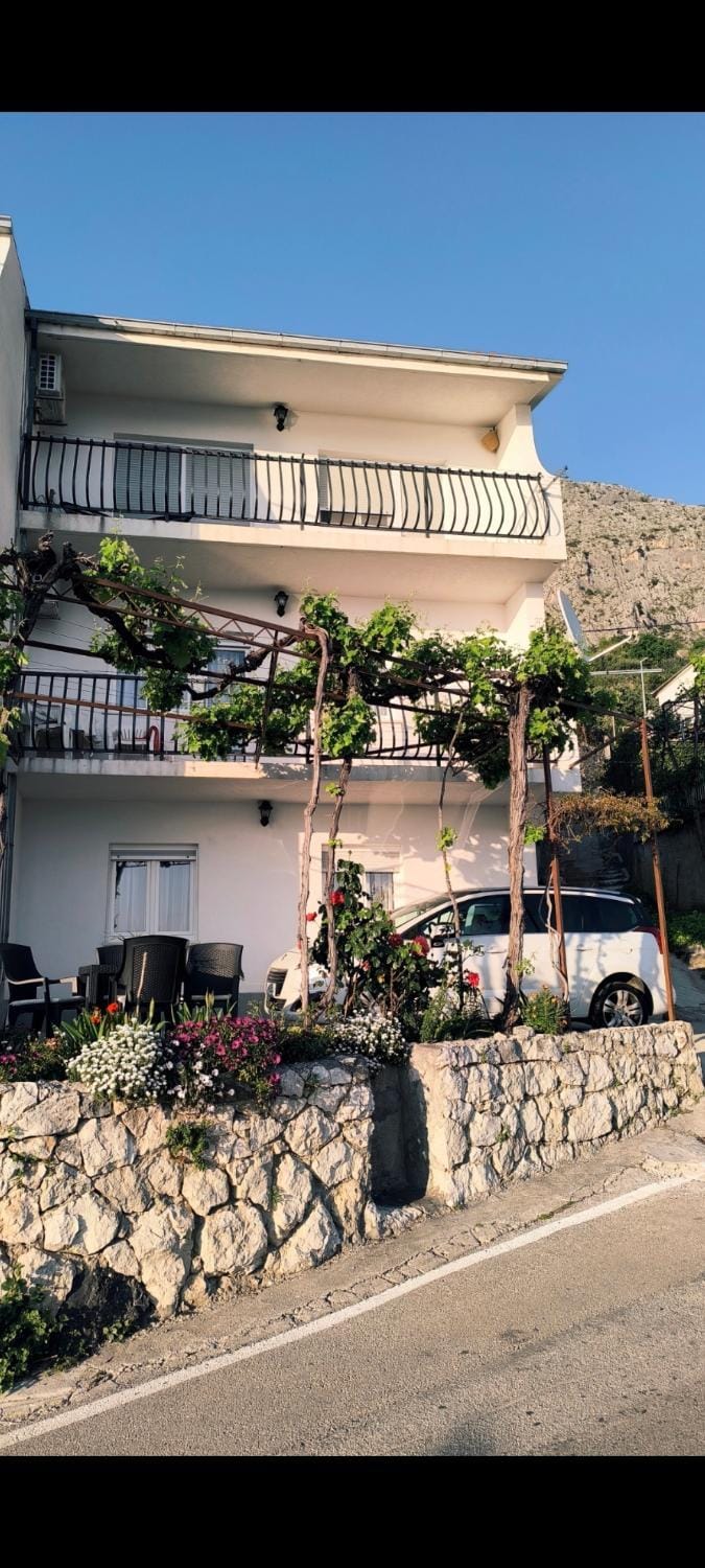 Ivan Domazet Apartment in Split-Dalmatia County