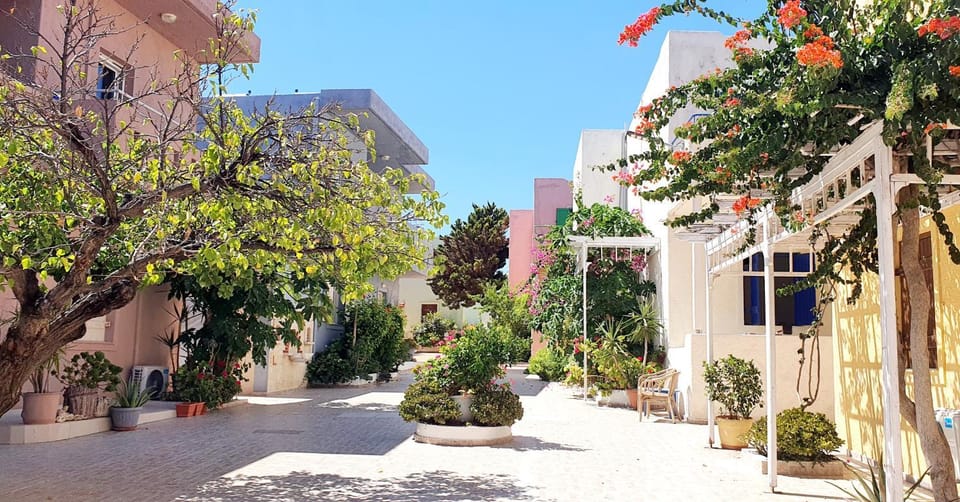 Property building, Garden