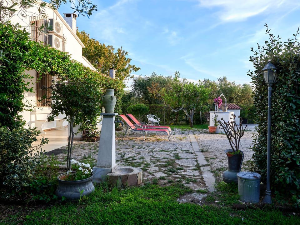 Garden, Garden view
