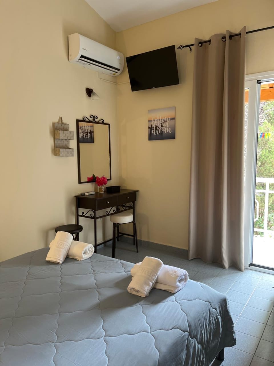 Studio Vasilis Apartment in Corfu, Greece