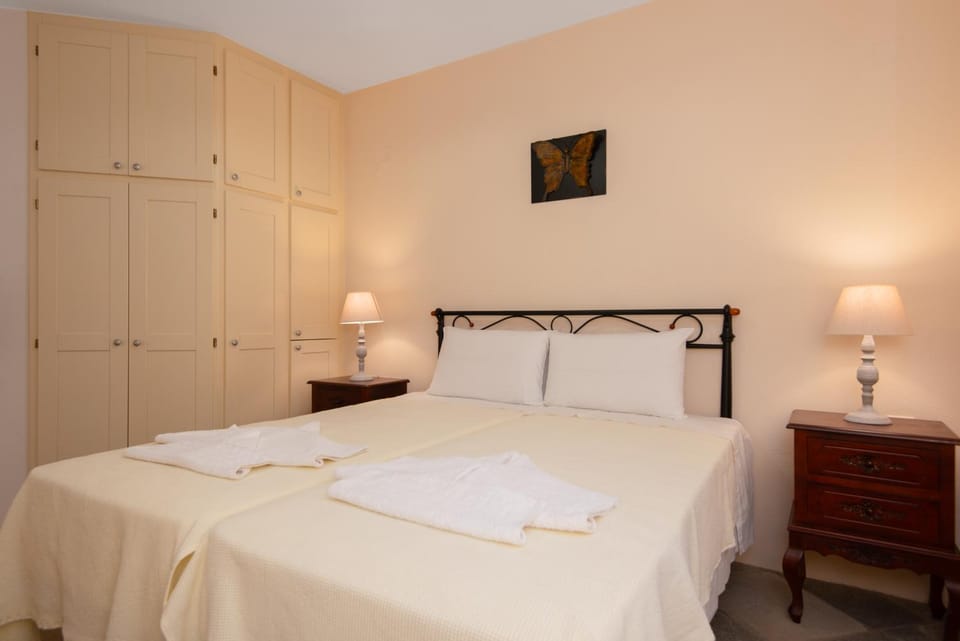 Mare Nostrum Studios Apartment in Milos