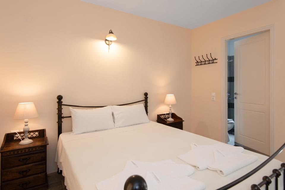 Mare Nostrum Studios Apartment in Milos