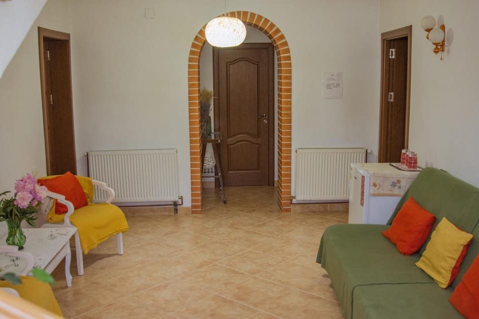 Pensiunea Casa Elena Bed and Breakfast in Romania
