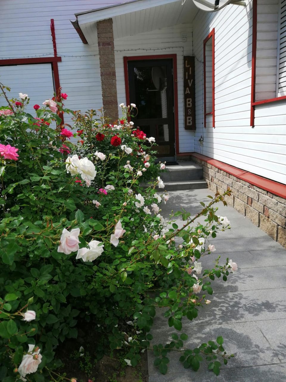 Facade/entrance