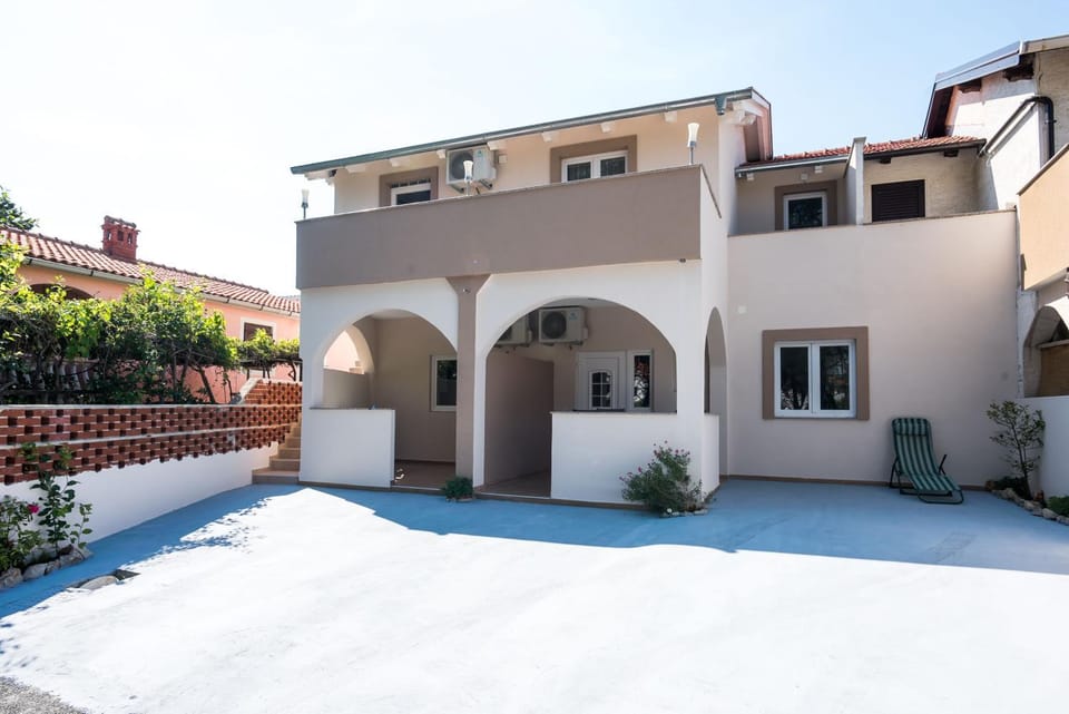 Apartment Antonio Apartment in Zadar County