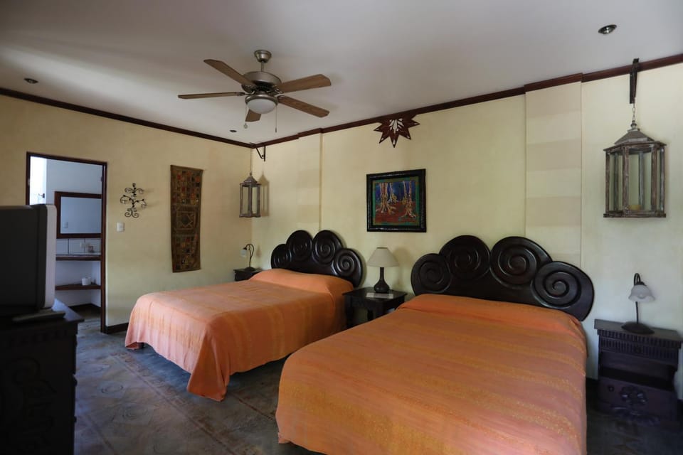 Bed, Other, Photo of the whole room, Bedroom