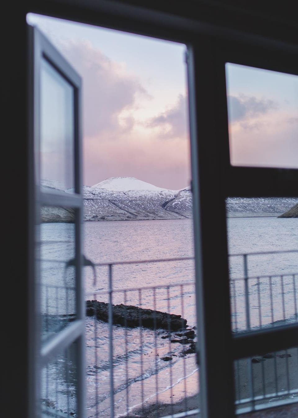 Boat house in Hósvik Apartment in Europe