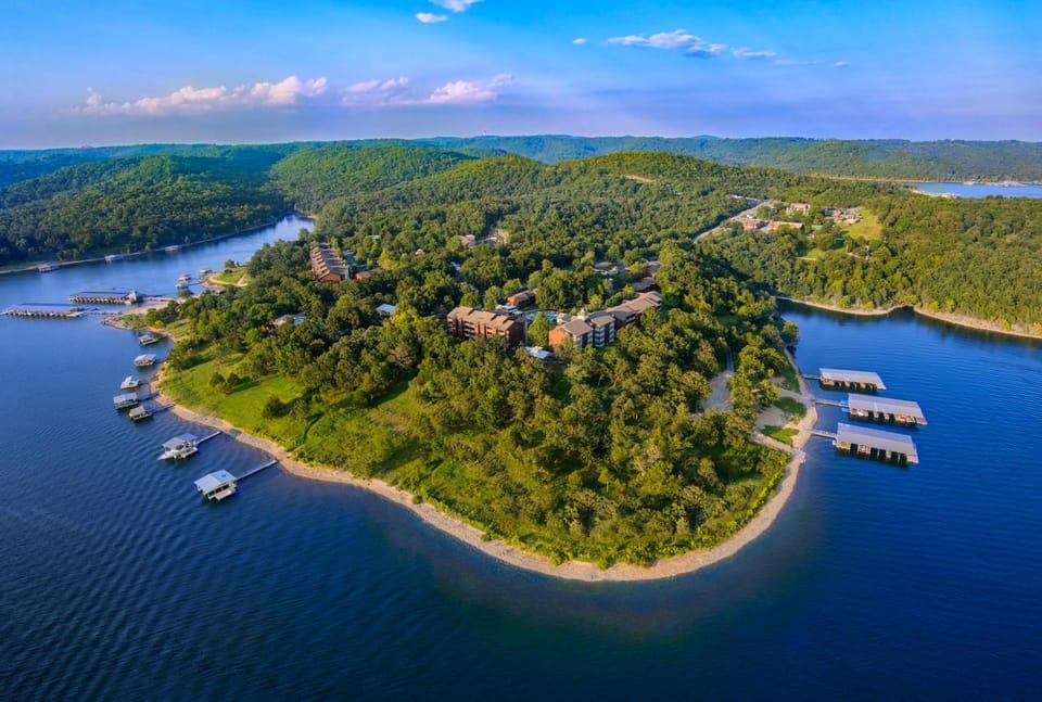 Bird's eye view, Lake view