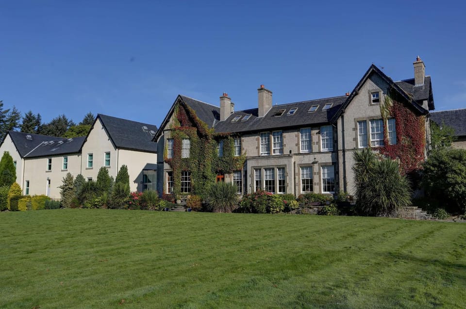 Property building, On site