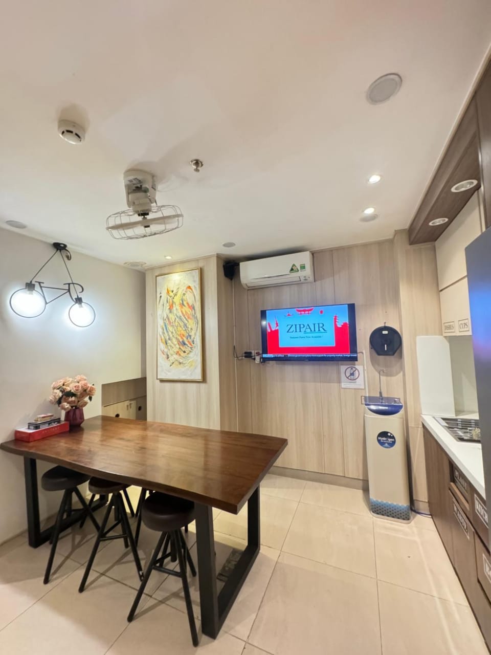 Toi's Travel Home Central Hostel in Ho Chi Minh City