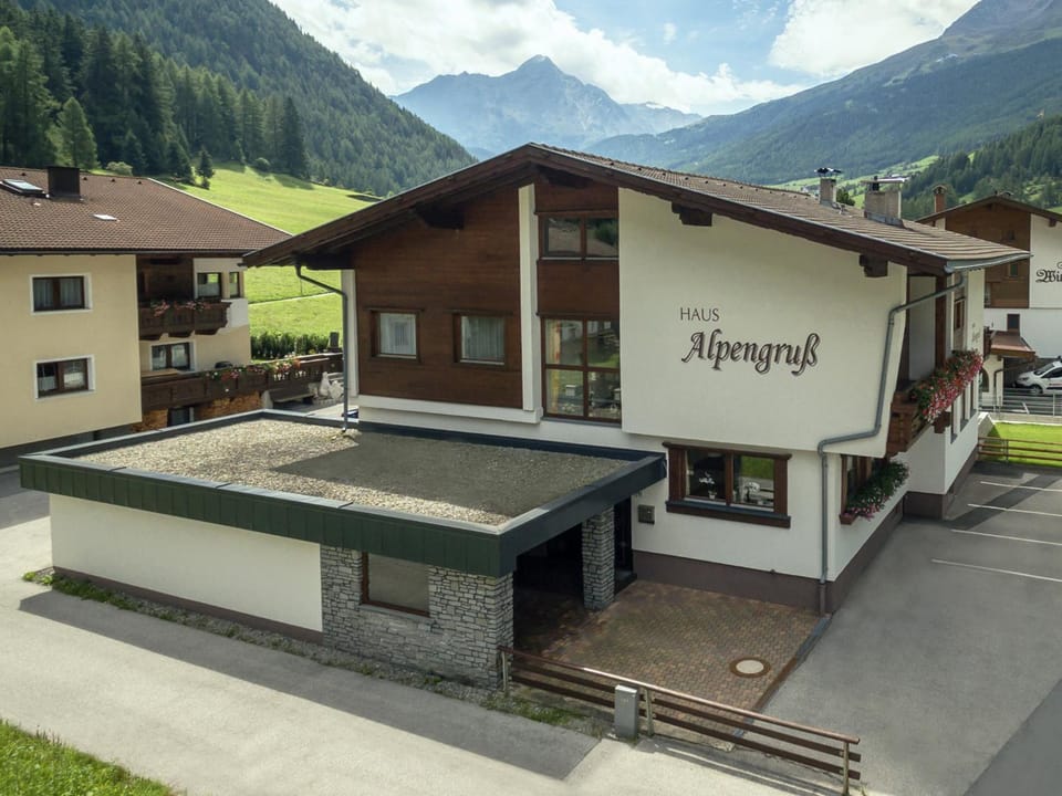 Property building, Mountain view